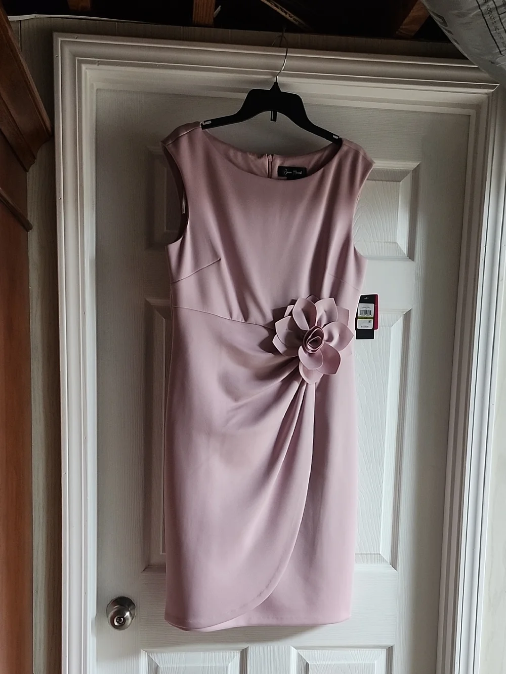 Jessica Howard Blush Pink Sleeveless Sheath Dress with Flower Accent Price Final - Picture 1 of 4